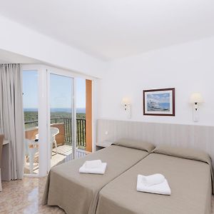 Habitación con Cama King